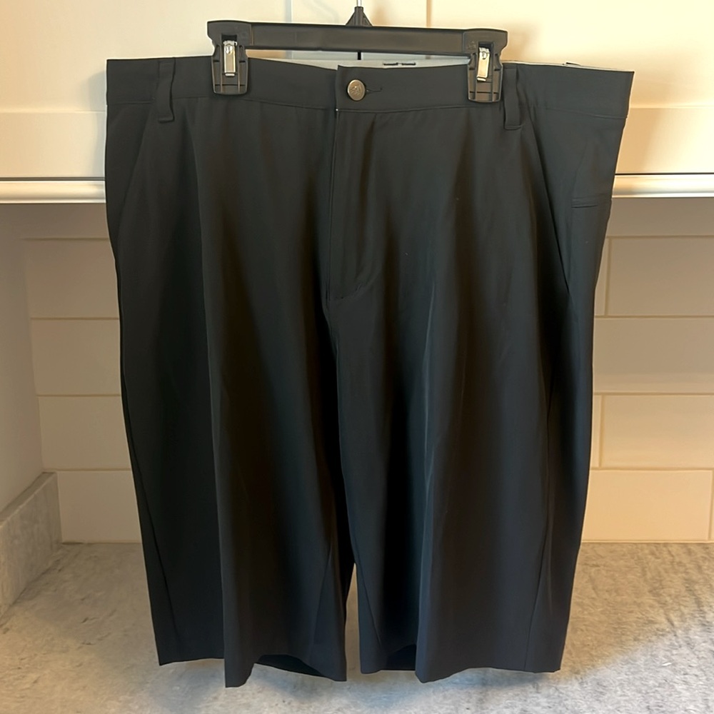 Men’s Adidas Ultimate 365 size 35 shorts 8.5” inseam